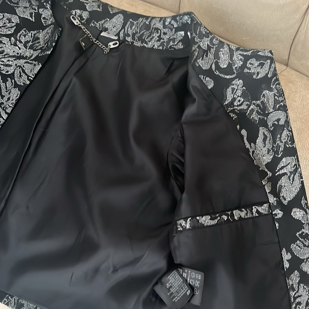 H&M Black Silver Open Front Blazer 3/4 Sleeve NWOT - Picture 9 of 10